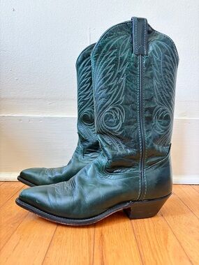 Cottagecore forest green Code West western cowgirl boots size 7